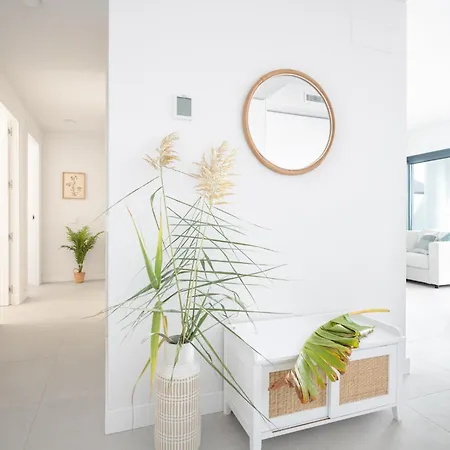 3-bedroom Oasis Private, Luxe, Scenic, Spacious Sitio de Calahonda